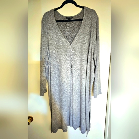 Lane Bryant Long Cardigan Sweater Size 22/24 Like-new - Picture 1 of 5